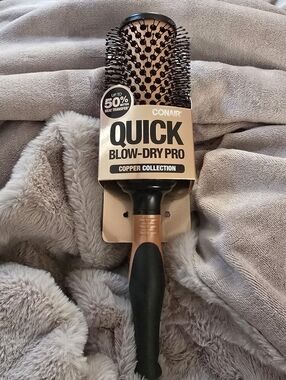 Conair Quick Blow Dry Round Brush Copper Collection
